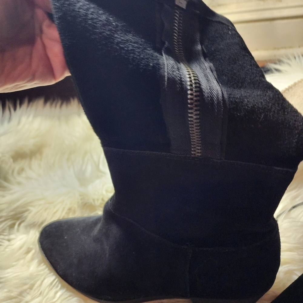 Mossimo Black Suede Fold Over Ankle Boots Size 11 Zipper Low Heel Moto Booties - Picture 12 of 16